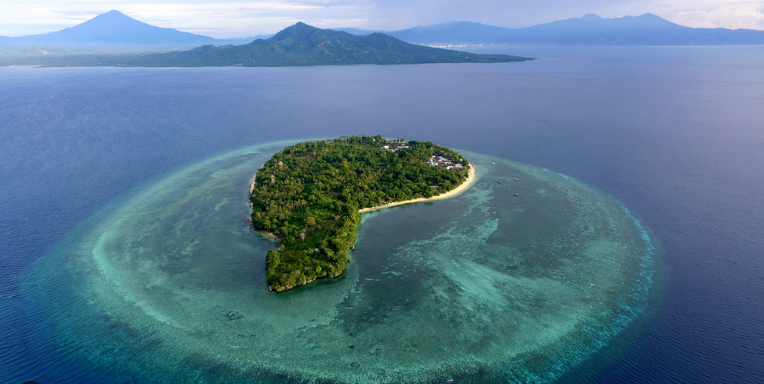 Manado: Kota Laut, Budaya, dan Petualangan Tak Terlupakan